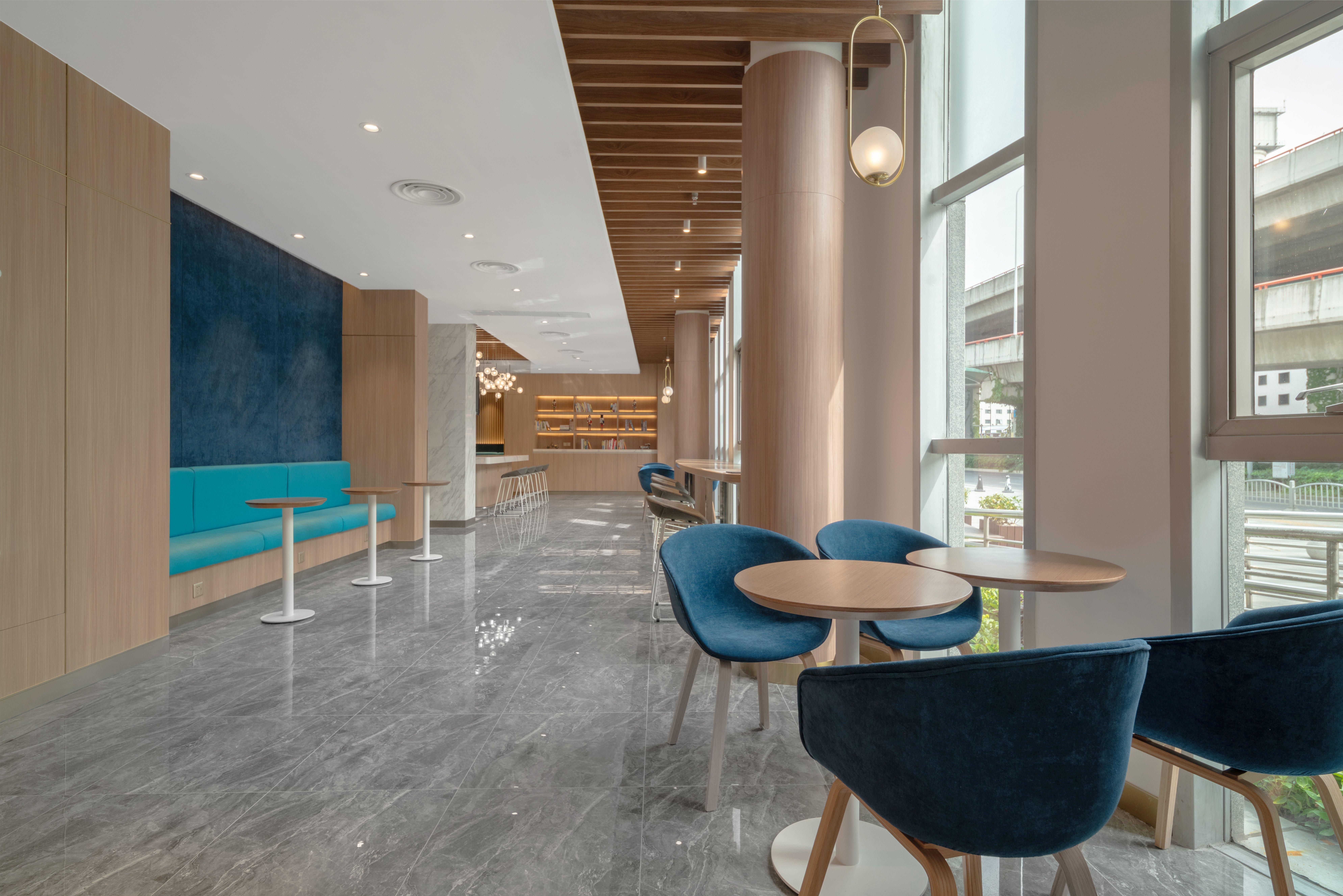 Holiday Inn Express Shanghai Jinqiao Central By Ihg Экстерьер фото
